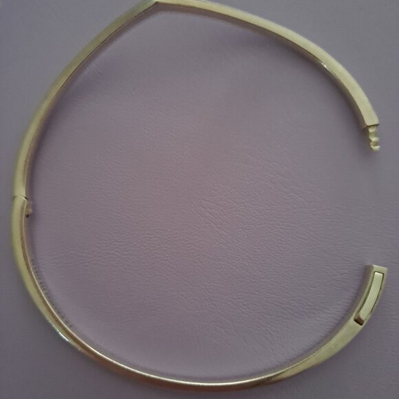 Pandora chevron bangle - Picture 2 of 5